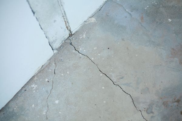 Cost of Garage Crack Repair in Garner